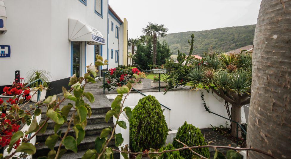 Hotel Teresinha Praia da Vitoria Exterior photo